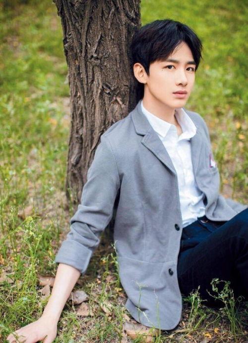 白敬亭白月光娱乐圈吃瓜,白敬亭白月光娱乐圈瓜料大揭秘